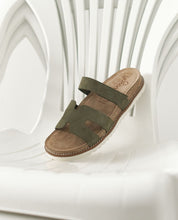 Flache Sandale PETRA-125 grün