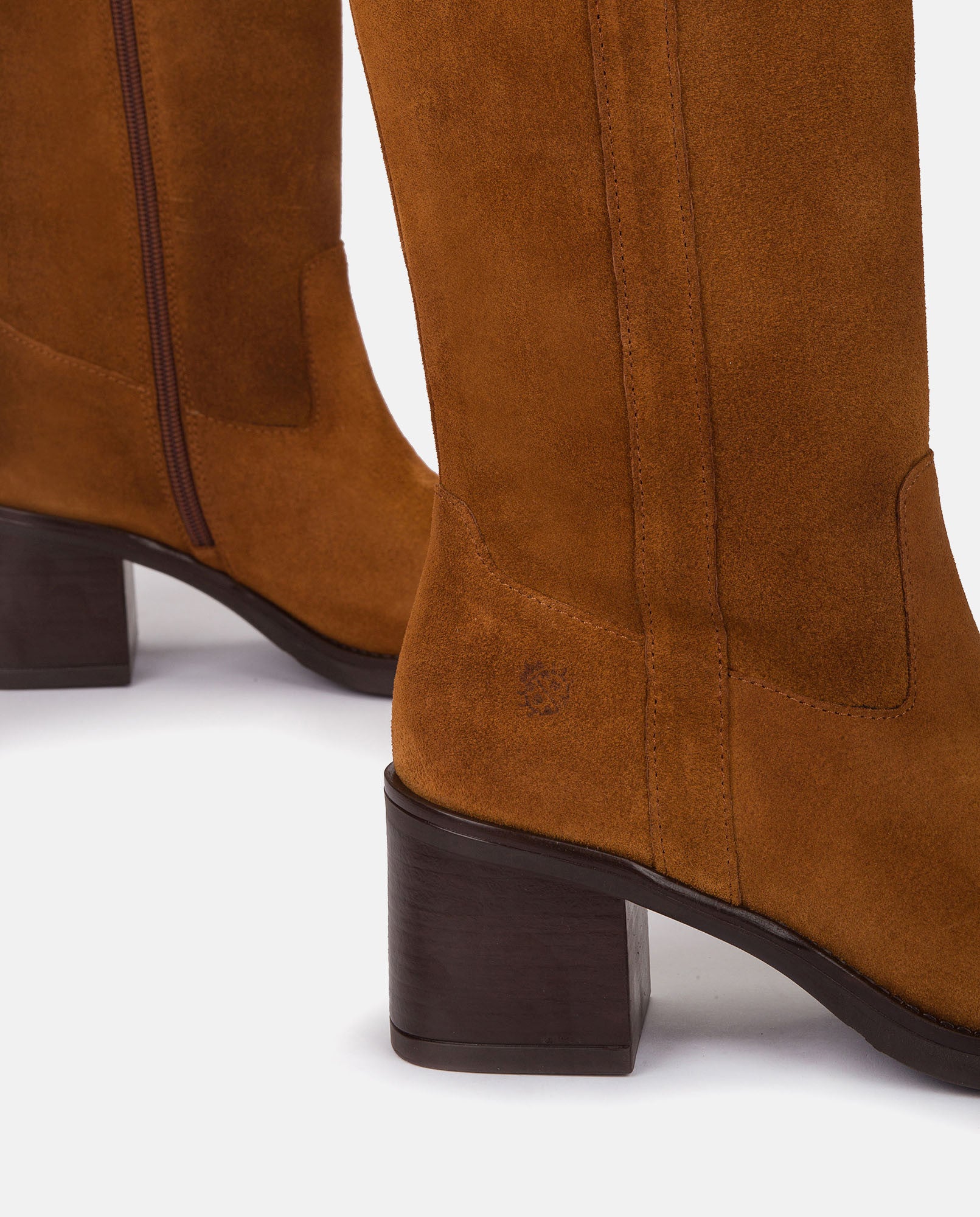 Bota de tacón LANDAS-003 CUERO_30920.jpg