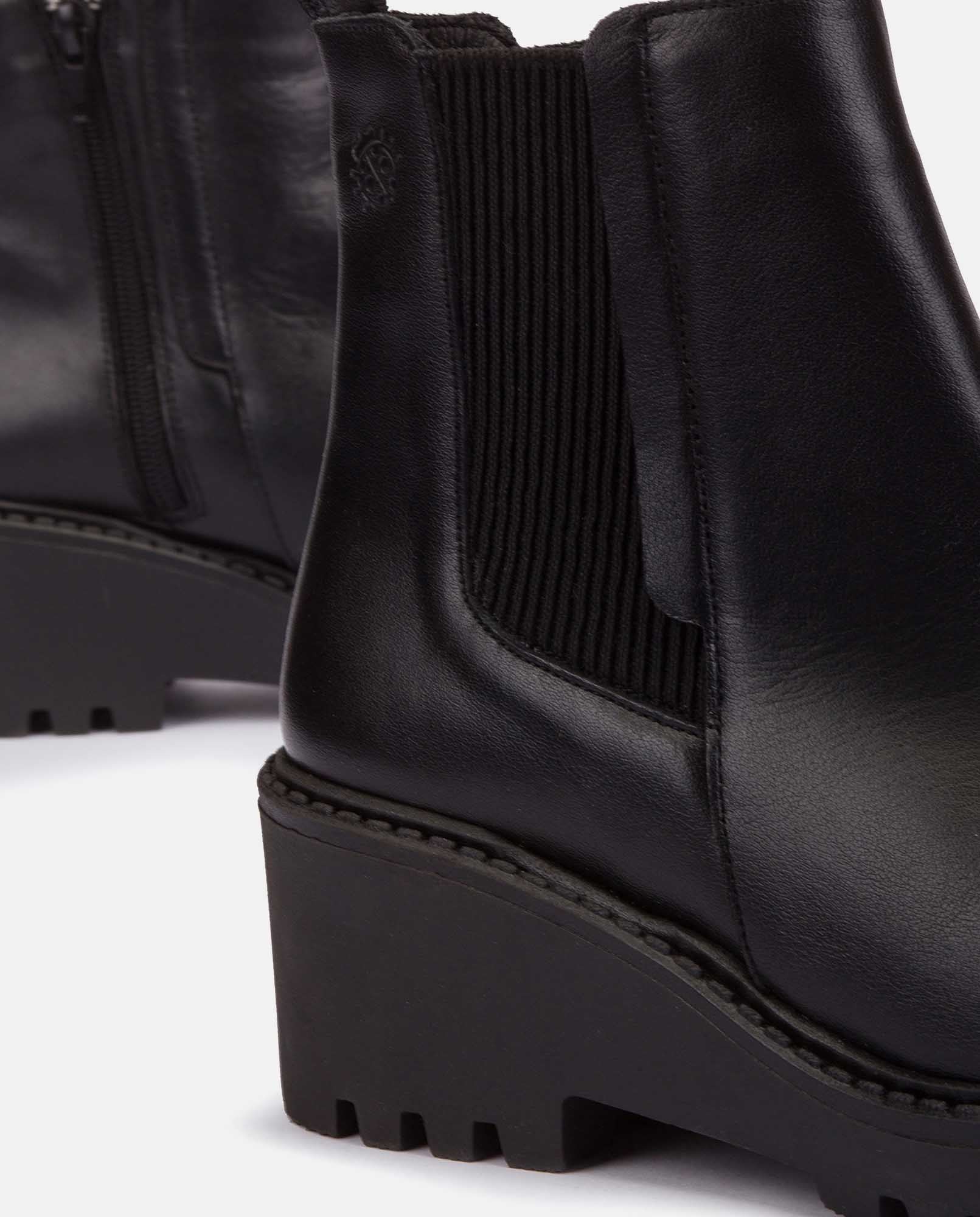 Botín de cuña COLMAR-003 negro_24584.jpg