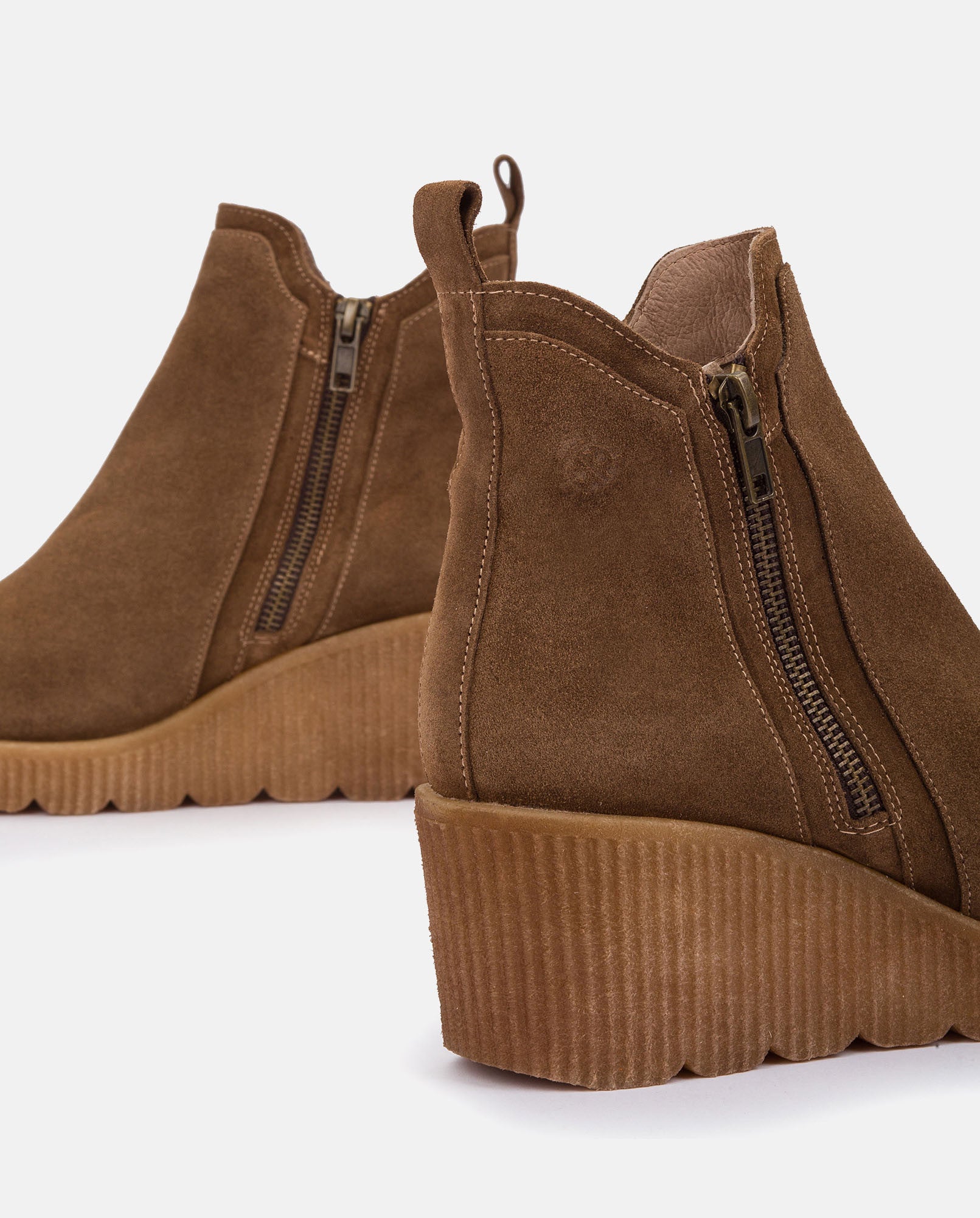 Botín de cuña MADONA-002 MARRON_30338.jpg