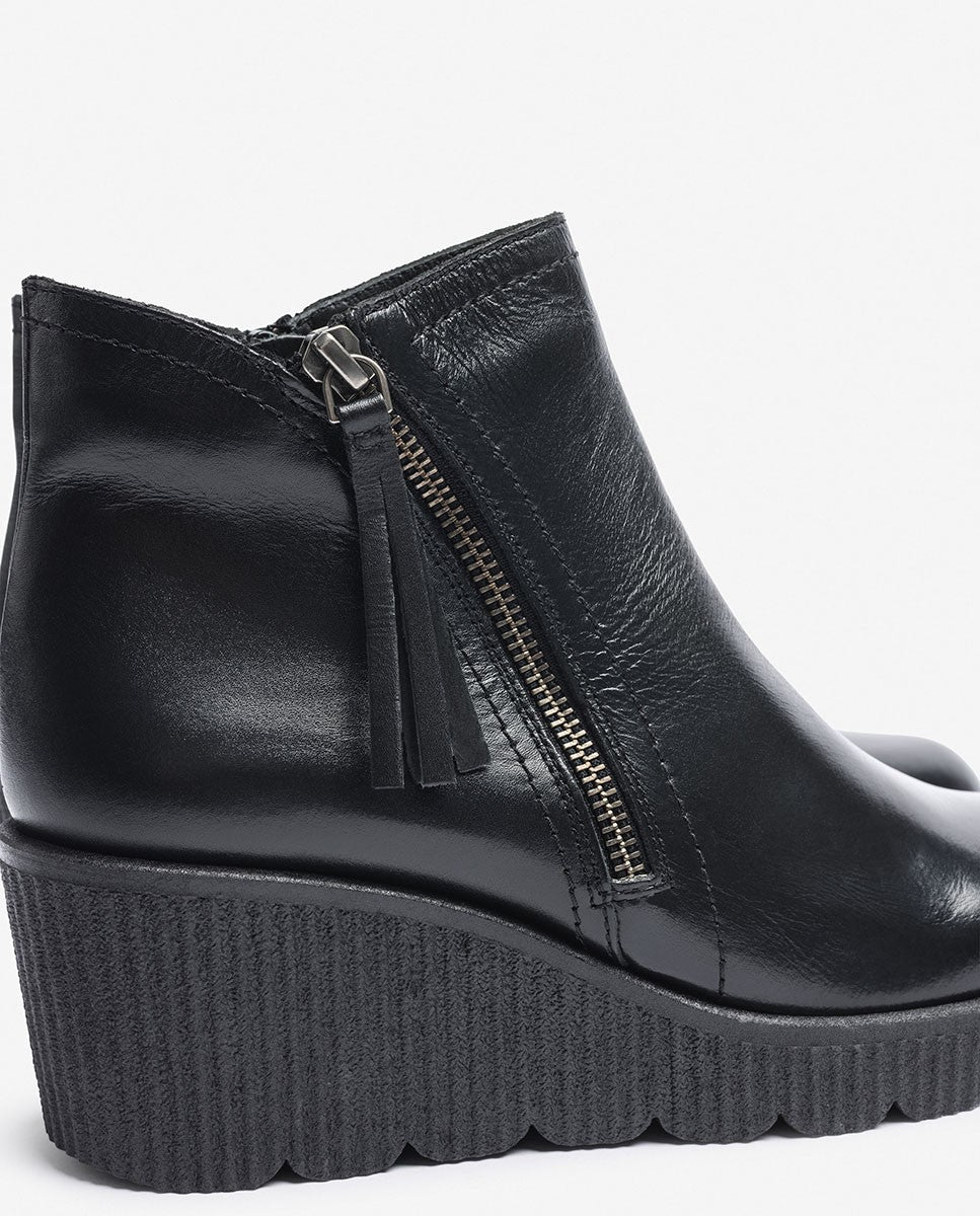 Botín de cuña MADONA-007 negro_38200.jpg