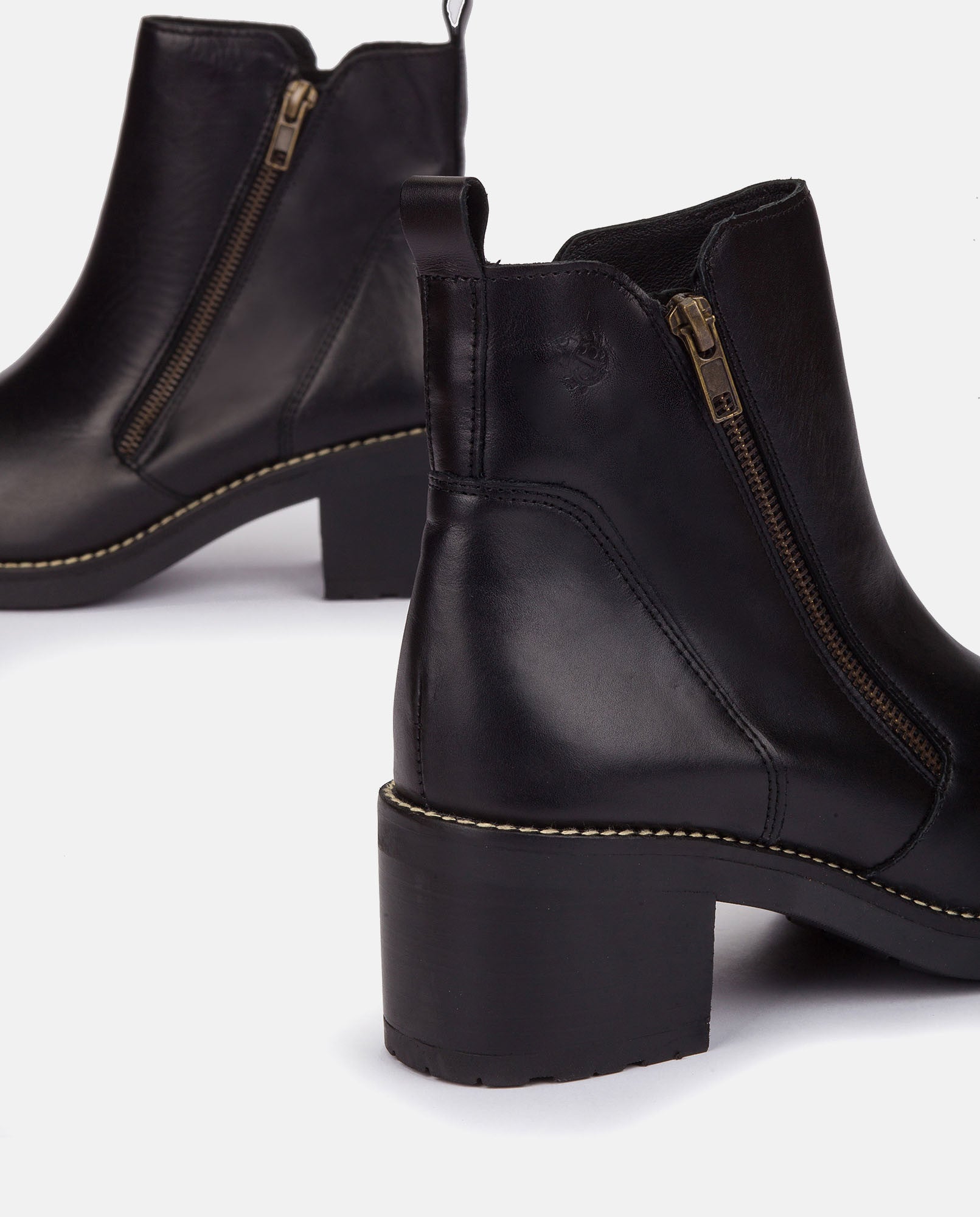 Botín de tacón MESINA-002 NEGRO_30620.jpg