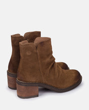 Botín de tacón MESINA-003 MARRON_30448.jpg