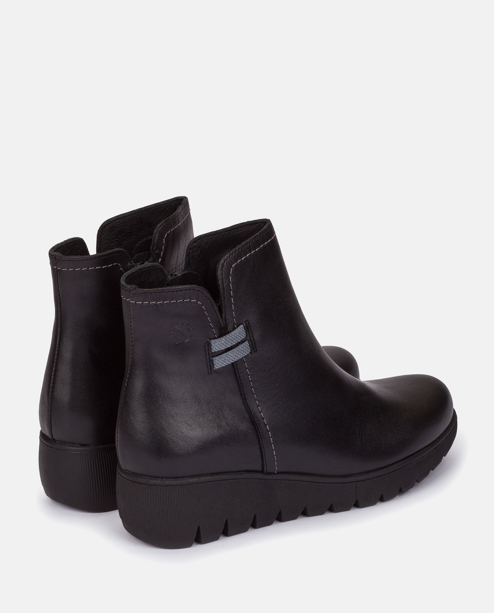 Botín plano Atenas 032 negro_31382.jpg