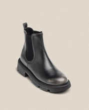 Botín plano ELZE-001 gris_36015.jpg