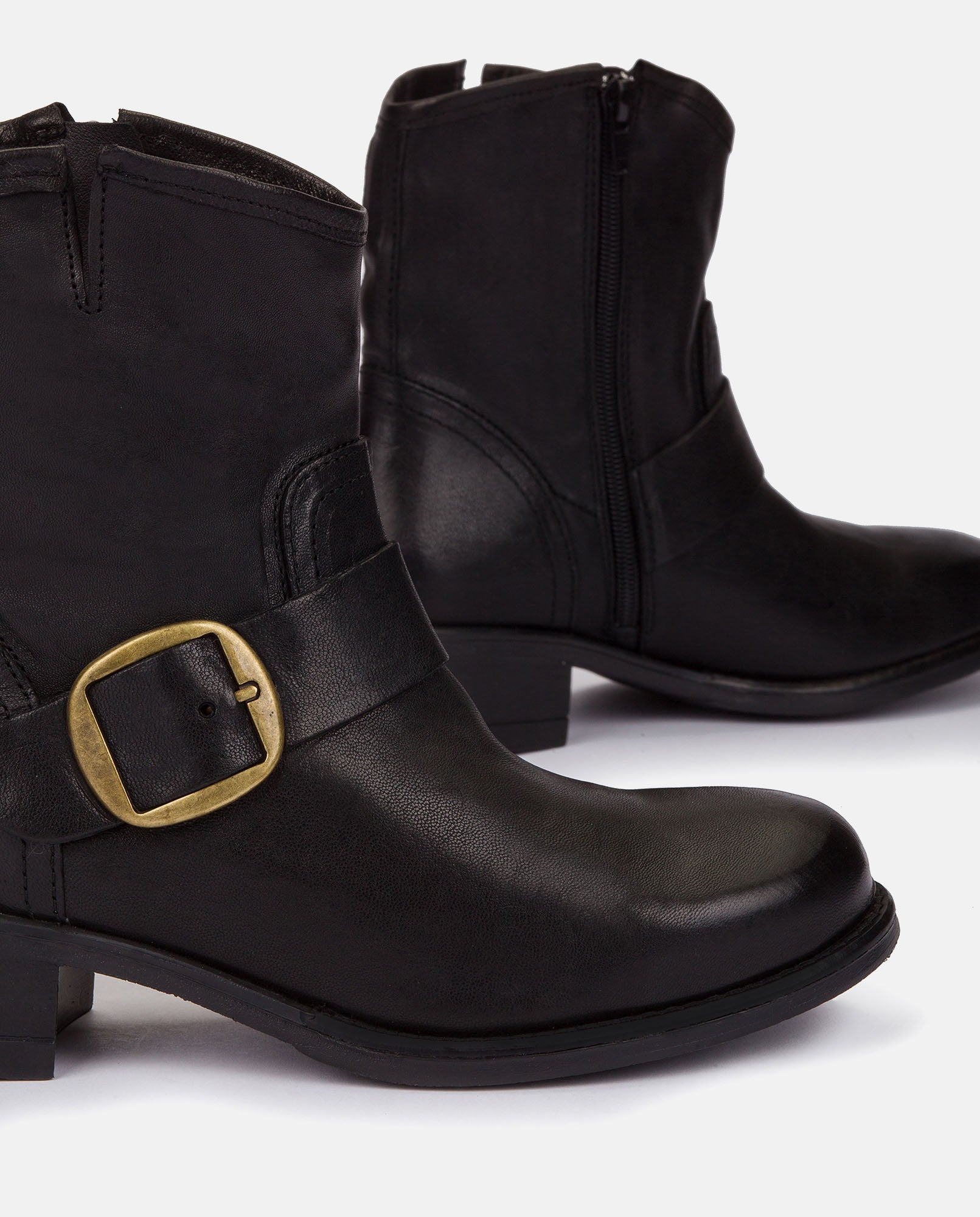 Botín plano MONS-001 NEGRO_31237.jpg