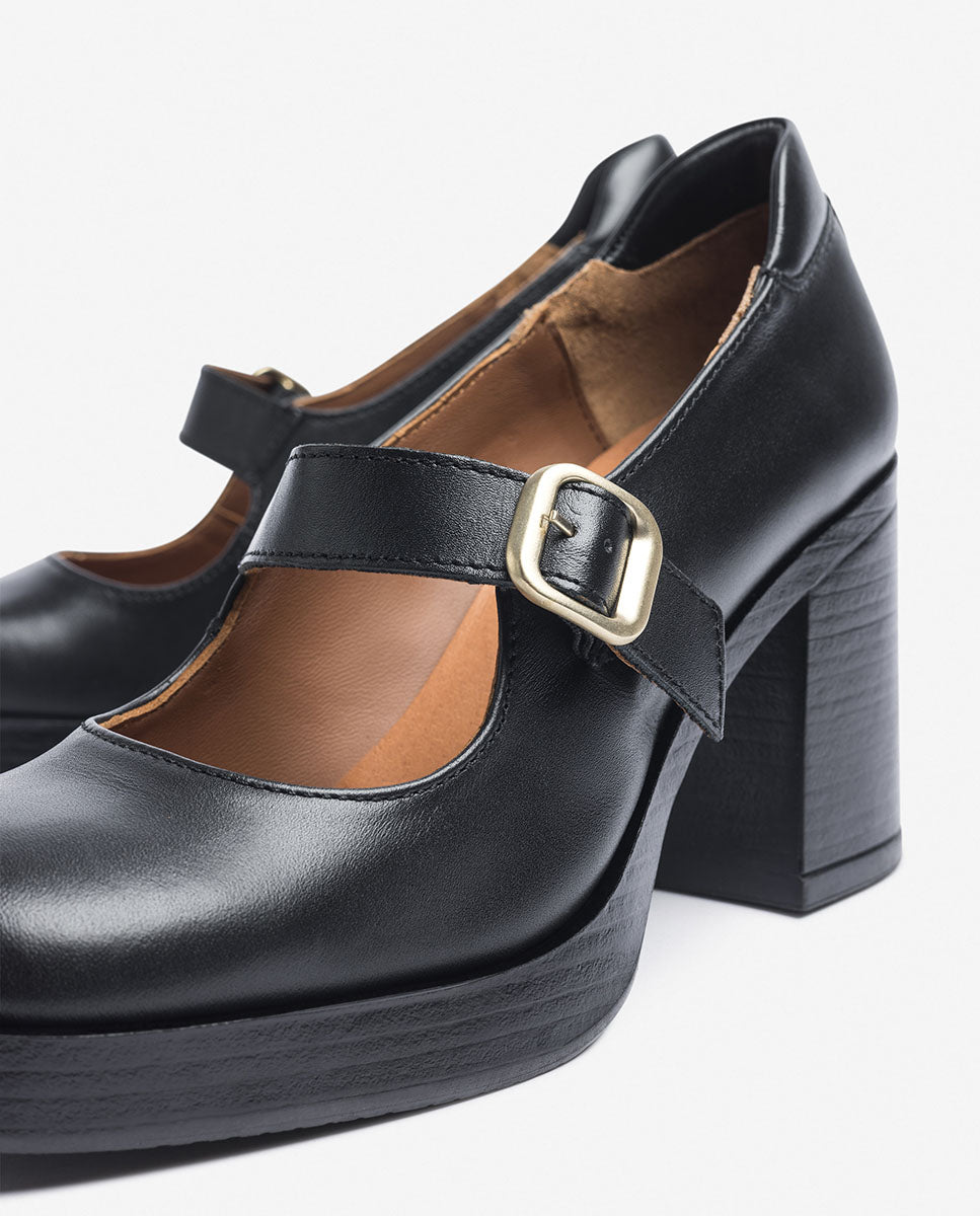 Schuh mit Obertail KOLIN-10 Schwarz