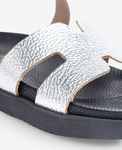 Sandalia plana Morena 125 plata