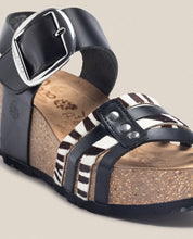 Sandalia cuña Bari 304 negro_33539.jpg