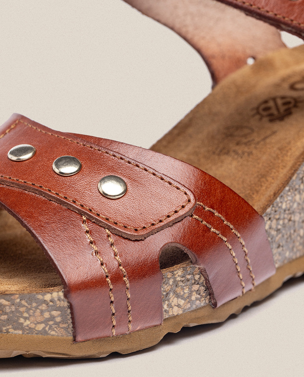 Sandalia cuña Cadiz 303 marrón_33081.jpg