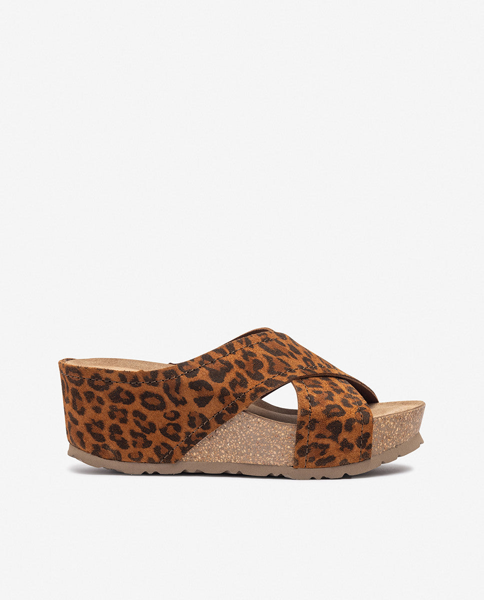 Sandalia de cuña BARI-257 leopardo_36436.jpg