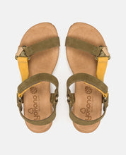 Sandalia de cuña Cadiz 139 verde_28848.jpg