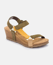 Sandalia de cuña Cadiz 139 verde_28851.jpg