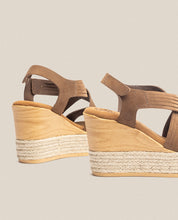 Sandalia de cuña Mey 003 marron_33786.jpg