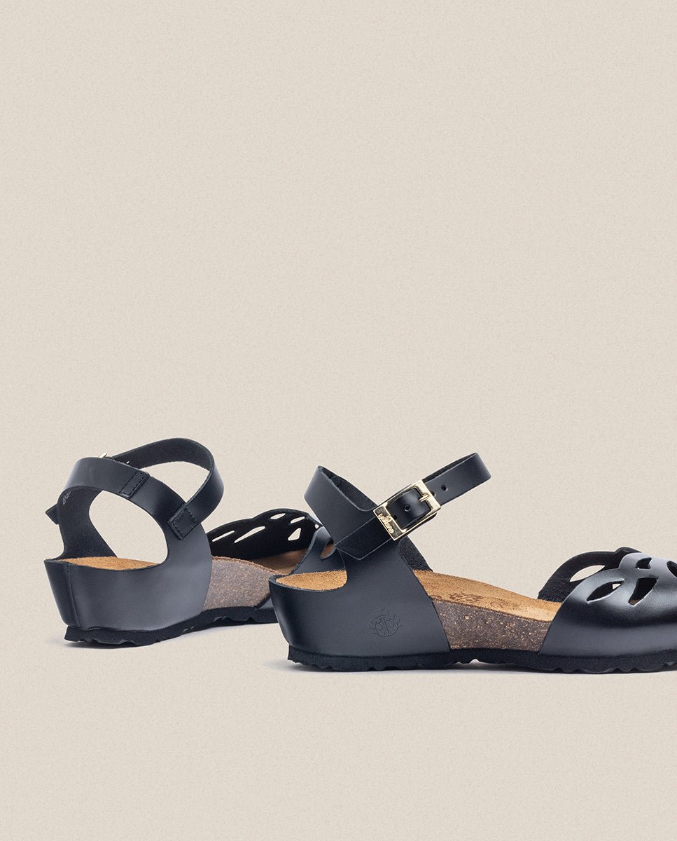 Sandalia de cuña Monaco 003 negro_32960.jpg