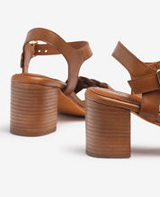 Sandalia de tacón DUGI-251 marrón_37438.jpg