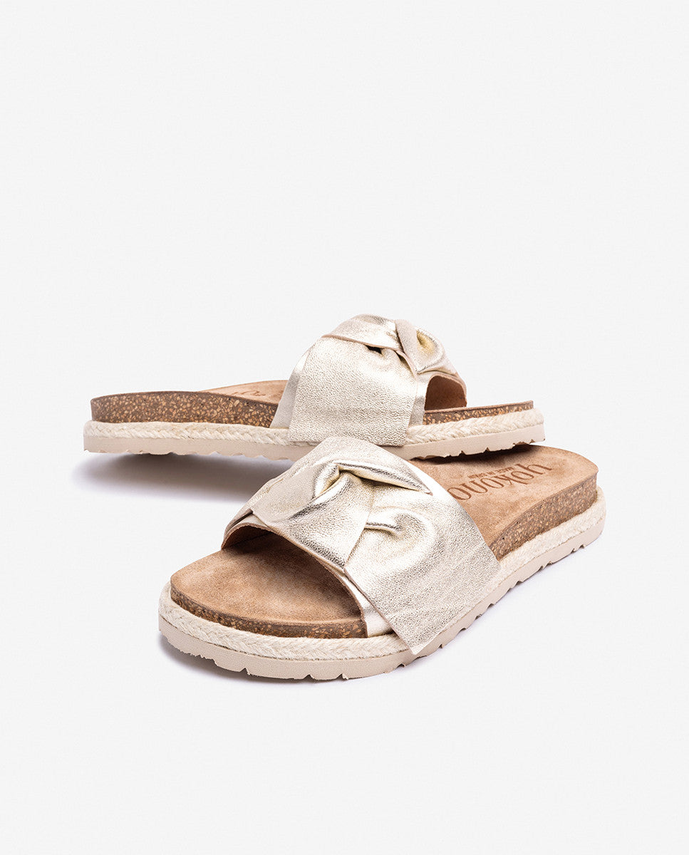 Sandalia plana ARENA-004 dorado_37073.jpg