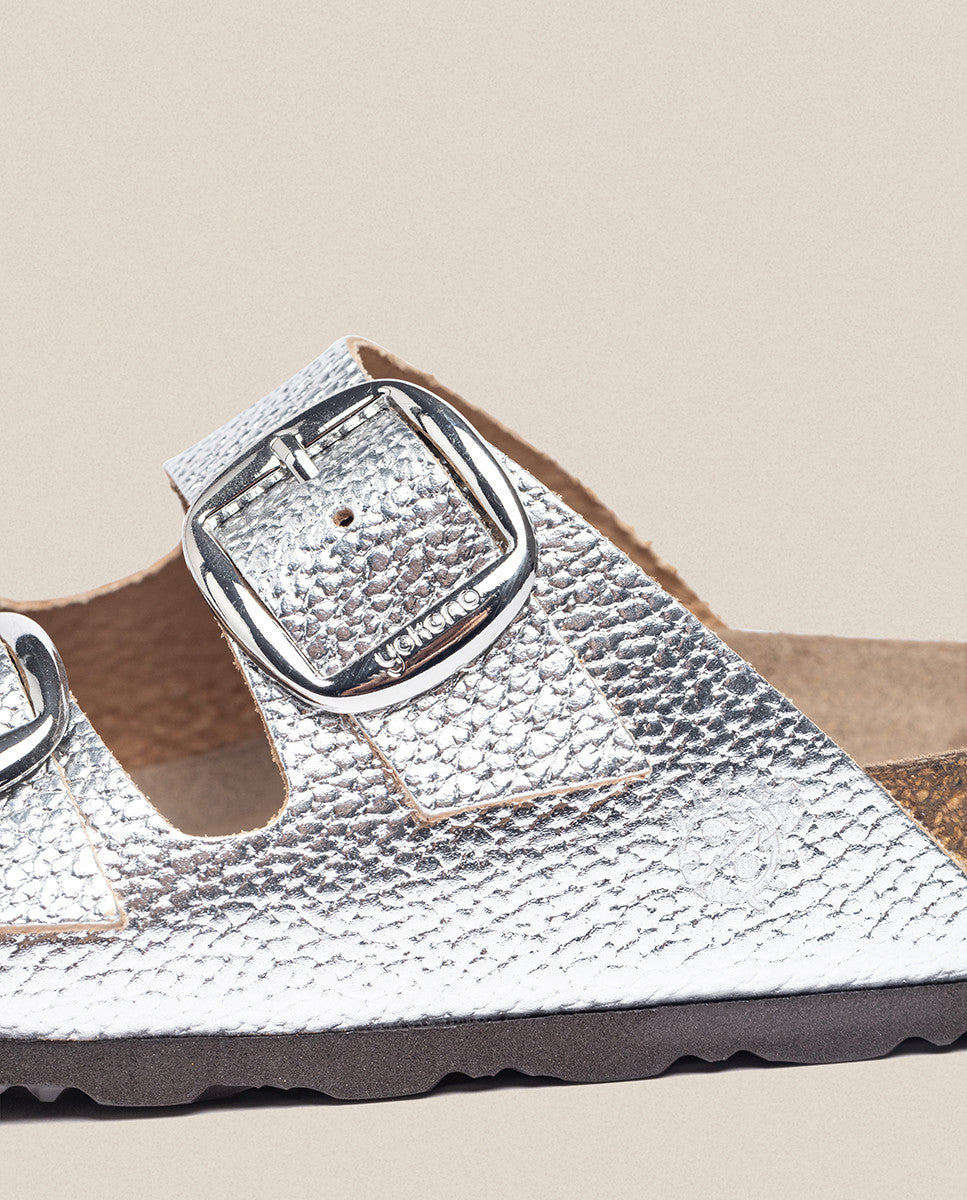 Sandalia plana Granada 700 plata_33127.jpg