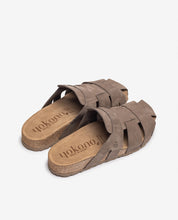 Sandalia plana JERBA-253 marrón_36756.jpg