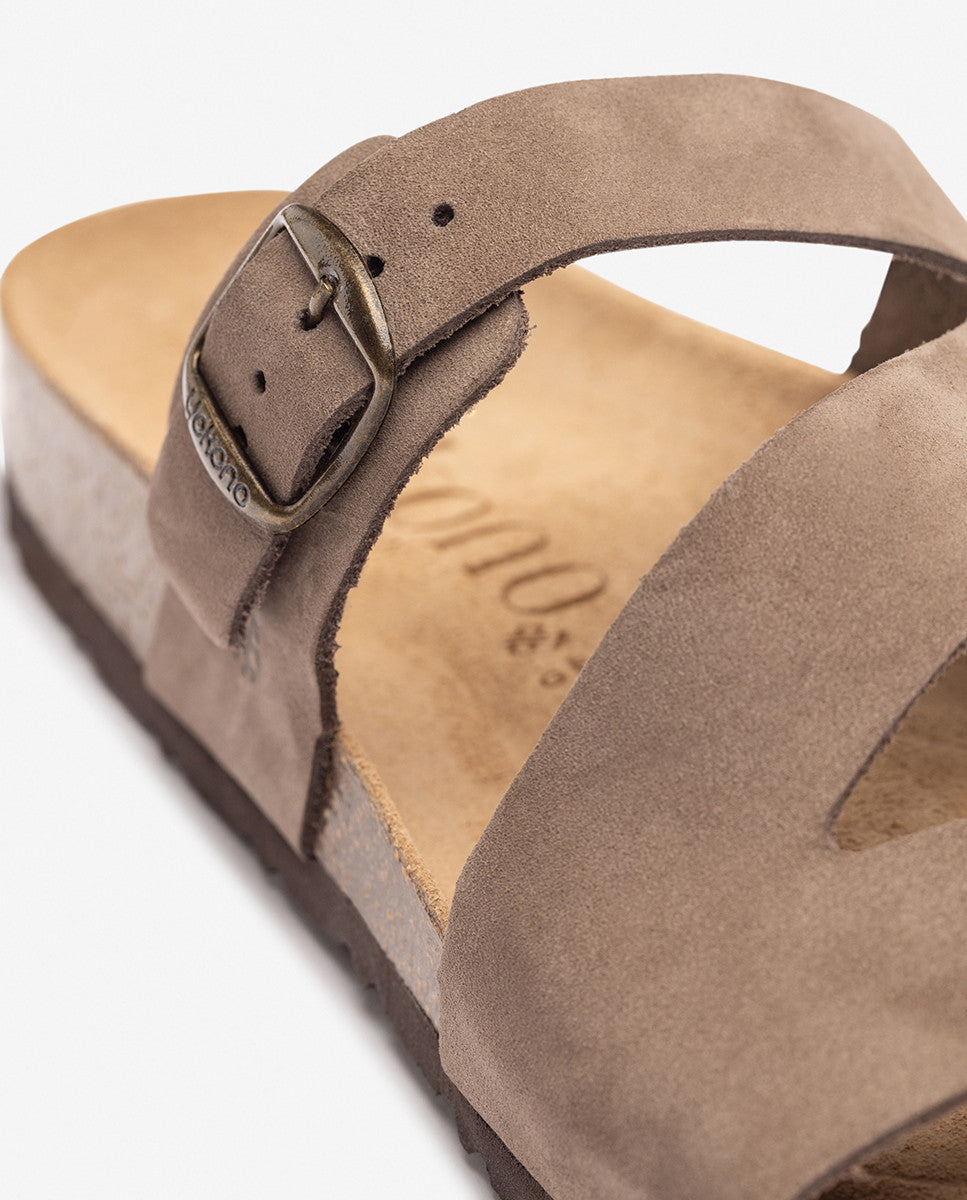 Sandalia plana MACAM-250 marrón_36403.jpg