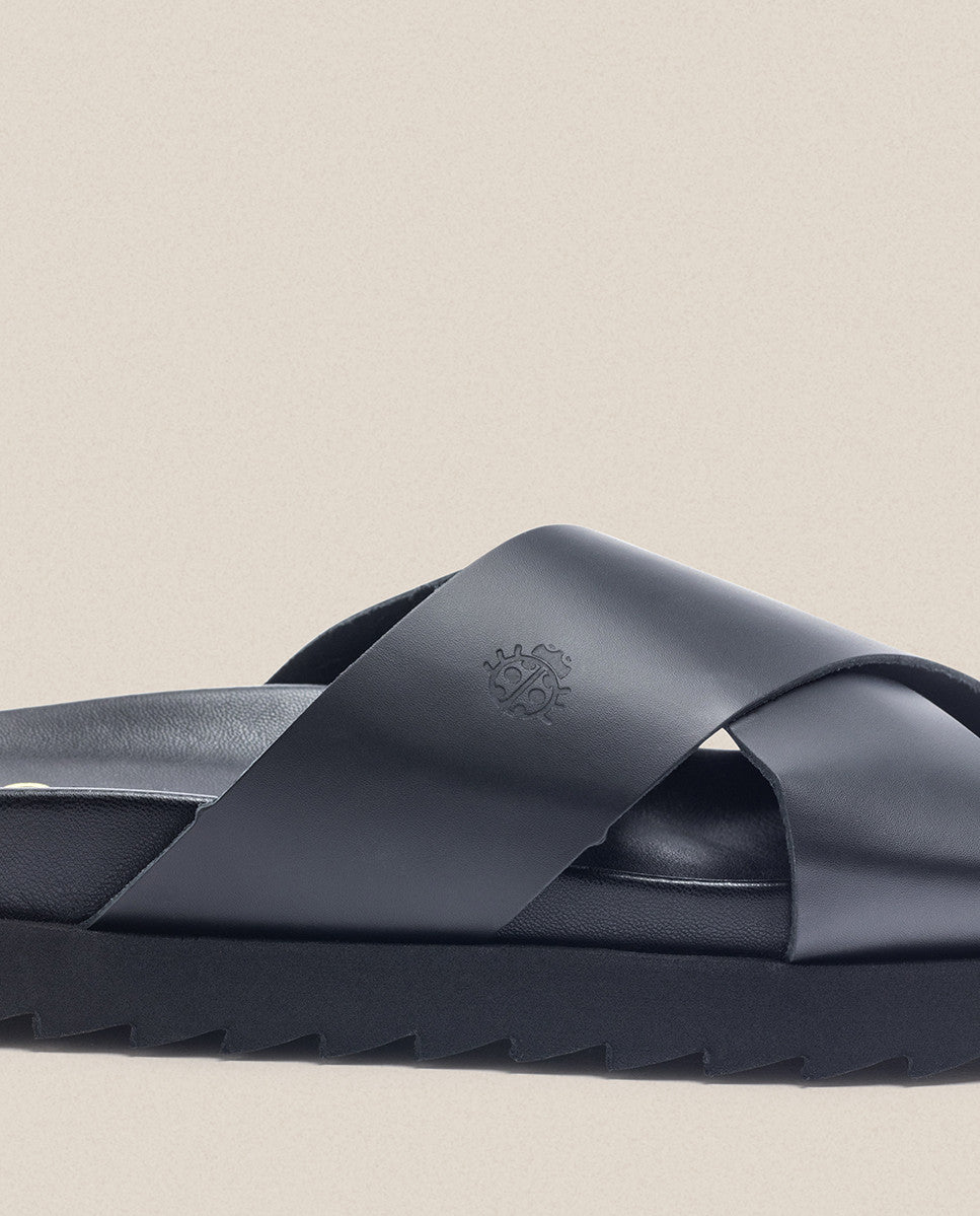 Sandalia plana Man 003 negro_33554.jpg