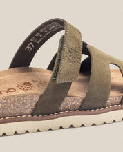 Sandalia plana Petra 125 verde_33559.jpg