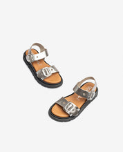 Sandalia plana YAMBRE-251 plateado_37012.jpg