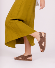 Sandalia plana VILLA-251 marrón