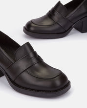 Zapato de tacón LANDAS-001 NEGRO_31215.jpg