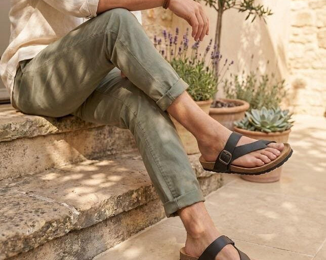 Looks casual con sandalias de hombre para verano: El manual definitivo