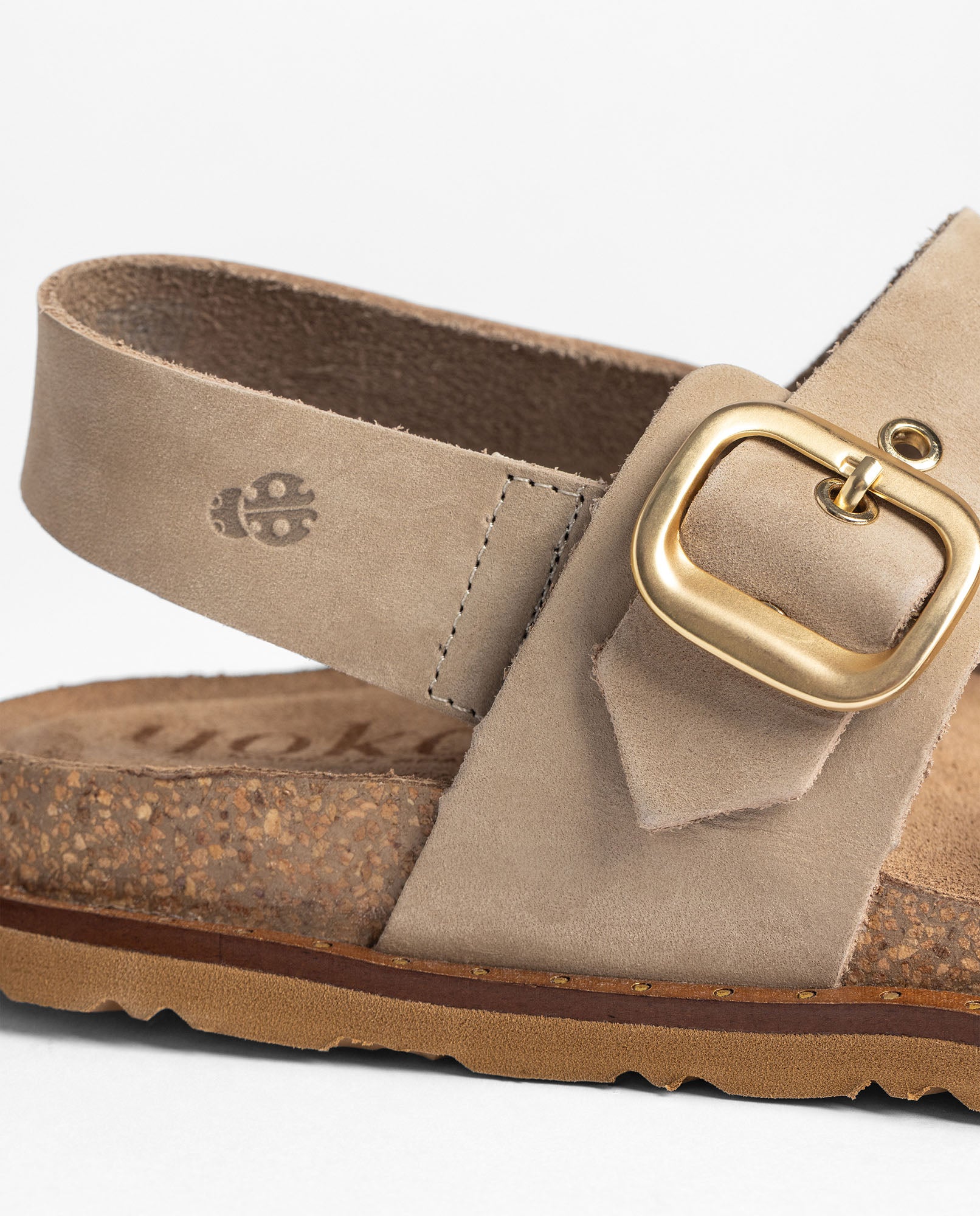 Sandalia plana BOLUS-252 beige