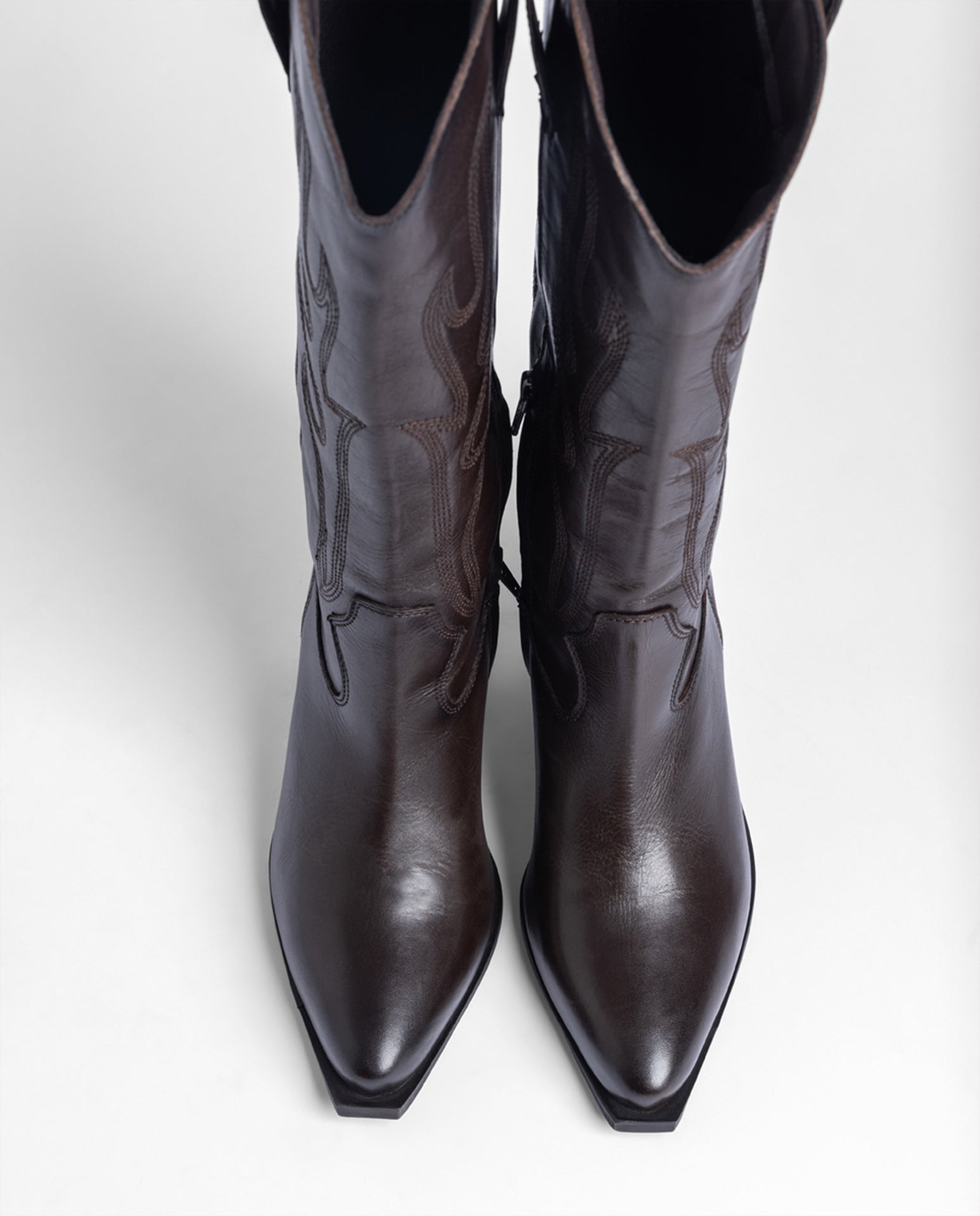 Bota de tacón DAKOTA-262 marrón oscuro_42030.jpg