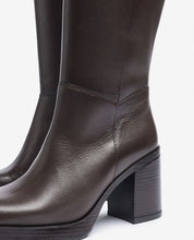 Bota de tacón KOLIN-008 marrón_38115.jpg