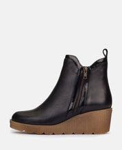 Botín de cuña MADONA-002 NEGRO_30671.jpg