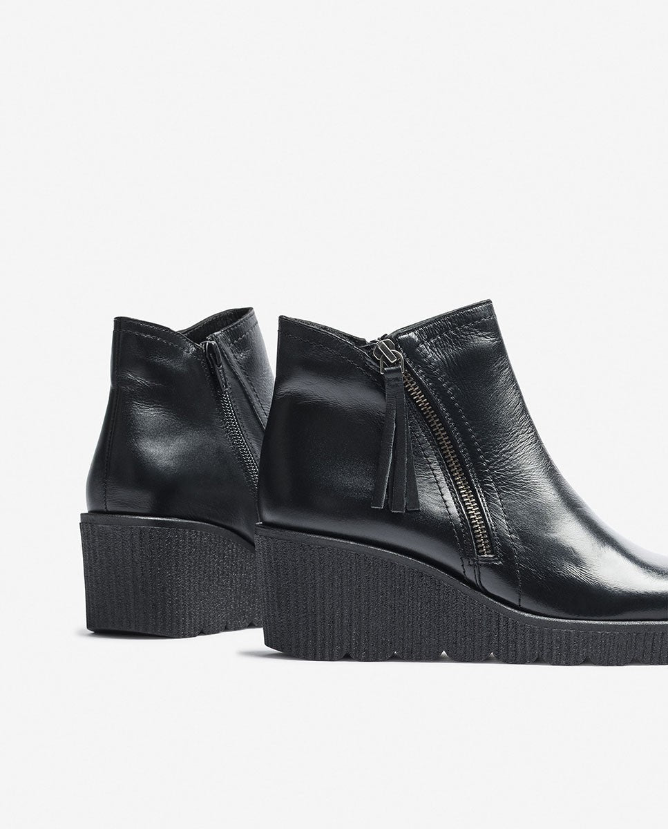 Botín de cuña MADONA-007 negro_38201.jpg