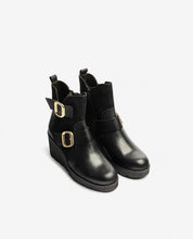 Botín de cuña MADONA-011 negro_38394.jpg