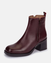 Botín de tacón LANDAS-002 BURDEOS_30427.jpg