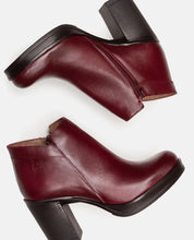 Botín de tacón Pilsen 004 burdeos_31574.jpg