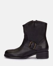 Botín plano Cambra 001 negro_31424.jpg