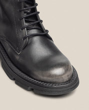 Botín plano ELZE-003 gris_35157.jpg