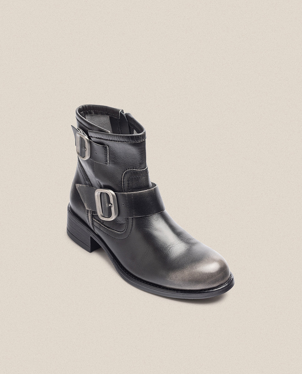 Botín plano MONS-006 gris_36274.jpg