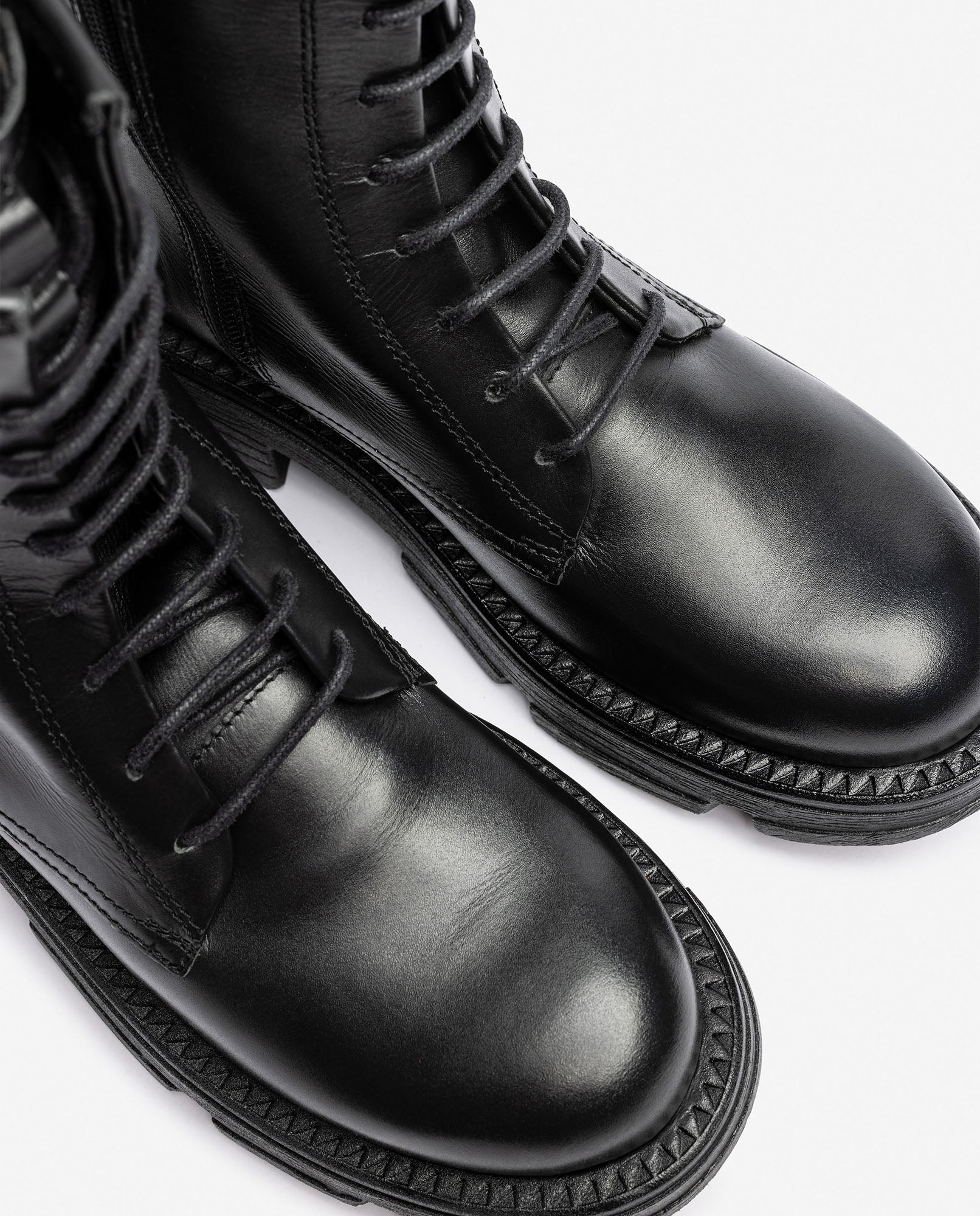 Botín plano ELZE-010 negro