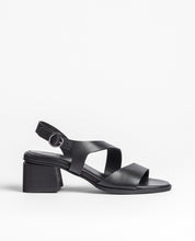 GOLI 252 black heeled sandal