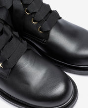 Botín plano LEI-006 negro