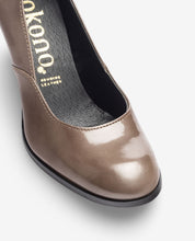 Schuh mit Oberteil LOIR-001 Braun