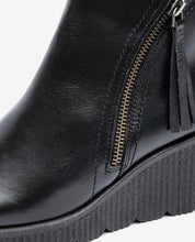 Stivaletto con zeppa MADONA-007 nero