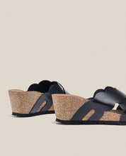 Sandalia cuña Cadiz 300 negro_33035.jpg