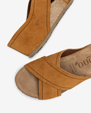 Sandalia de cuña BARI-257 marrón_36447.jpg