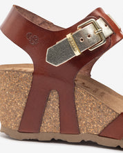 Sandalia de cuña CADIZ-254 marrón_36470.jpg