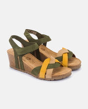 Sandalia de cuña Cadiz 140 verde_28863.jpg